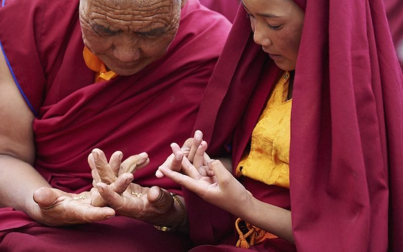 Mudry a sp&aacute;nok: M&ocirc;že v&aacute;m t&aacute;to prastar&aacute; jog&iacute;nska prax pom&ocirc;cť zdrav&scaron;ie spať?